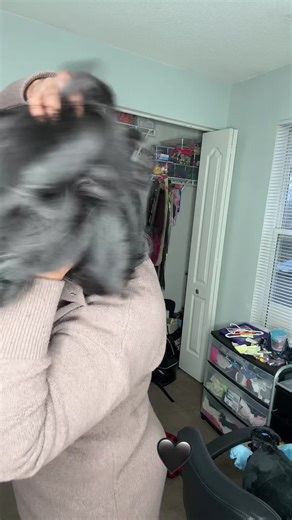 Fluffy Curl Style with Six Perm Rods Tutorial