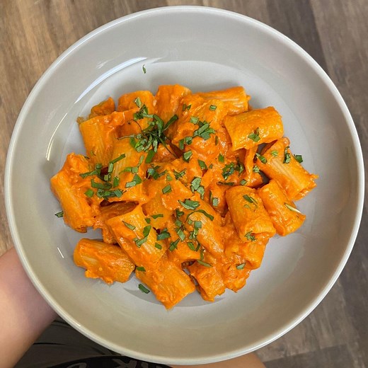 Vegan Vodka Sauce (Vegan Penne Alla Vodka)