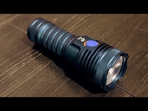 Unboxing and review of Prometheus Lights FourSevens Maelstrom MX3F "flood" Flashlight