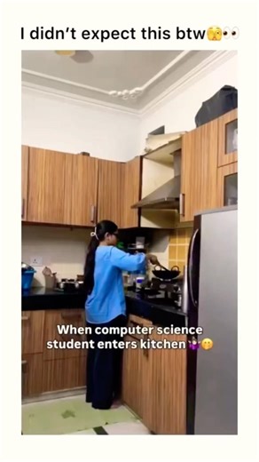 Share with your computer science friends🤭#trending #ai #yt #shorts #tricks #cs #viral #coding