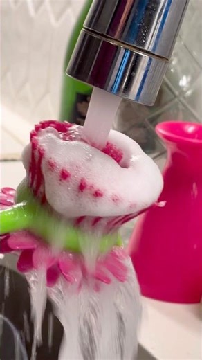 Lauren Lahrman - Washing dishes #cleaning #clean #organized