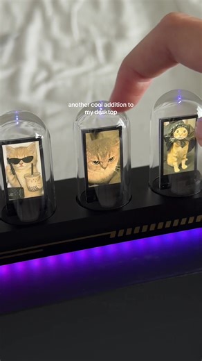 Innovative Tube Clock: A Unique Desktop Accessory