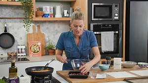 14 reactions | Did you see Justine Schofield making these delicious K-ROO kangaroo sausage rolls on Everyday Gourmet today? Watch it now and see the full recipe here >> https://bit.ly/3rzPRwo | K-ROO | Facebook