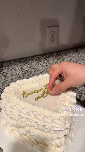 Beautiful Custom Cake from Walmart