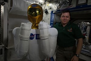 Robonaut 2 dans l'espace