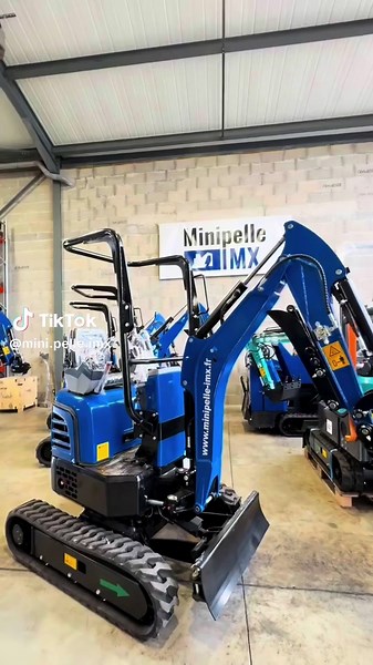 Nouvel arrivage : Ⓜ️ini-pelles IMX 1T2 ! Le stock est au complet ! Les travaux n’ont jamais été aussi faciles. 🌐www.minipelle-imx.fr 📩hello@imex-co.co 📞04 78 41 03 17 #chantier #minipelle #travaux #btp #construction
