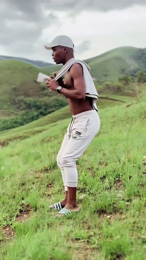 LiMiT_Nala (@limit_nala)’s videos with Uyinsizwa Ngakini - Imithente