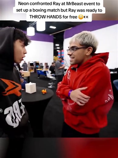 Neon confronted Ray at MrBeast event to set up a boxing match but Ray was ready to THROW HANDS for free 😳👀 #n3on #rayasianboy