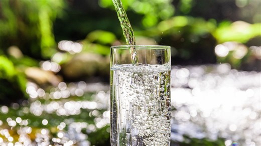 New sun-powered film purifies highly contaminated water in minutes