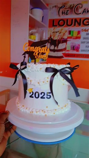Caps off & cake on! 🎓🎂 Celebrating sweet success with a custom graduation cake made to honor the journey. Cheers to new beginnings! #GraduationCake #ClassOf2025 #GradGoals #CakeForGraduation #CustomCakesKe #NairobiCakes #UtawalaBaker #TikTokCakes #fypシ #fyps #CelebrateSuccess #SweetMilestones