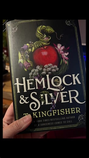 Reimagining Snow White: A Witty Retelling