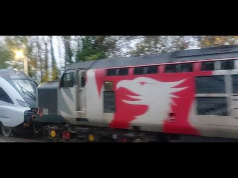 ROG Class 37 in Europhoenix Livery passes through Warwick