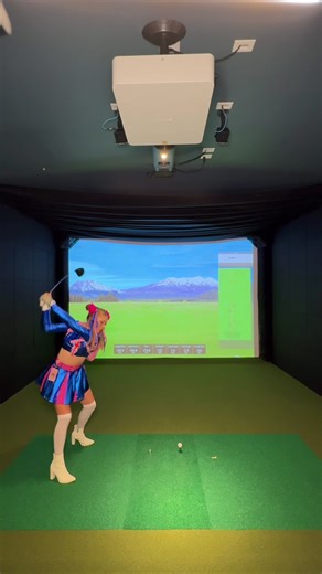 Smashing baby! #halloween #golf