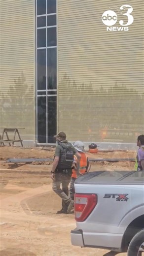 611K views · 201 reactions | The Gulf of America Homeland Security Task Force (HSTF) arrested 37 people today at a construction site for the new Gulf Shores High School. A viewer sent in the following video of some of the arrests made. Read more: https://weartv.com/news/local/gulf-of-america-homeland-security-task-force-arrests-37-at-job-site-in-gulf-shores# | WEAR ABC 3 News, Pensacola | Facebook