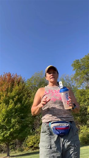 You can call me a movement nerd! Right now I’m obsessed with FOUNDATIONS! How strong is the foundation of your shoulder girdle? 6 minute hold not much effort needed until the last minute | Brendalewistraining