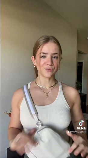 lululemon belt bag comparison! The large and regular every where belt bag & the mini crossbody!