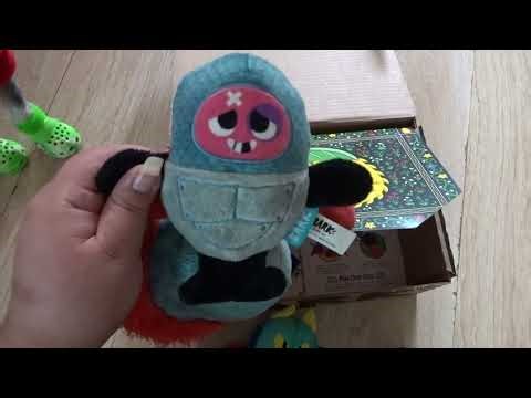UNBOXING: My Dog Got Free Crocs?! 🐊 BarkBox Review & Taste Test with Jack Daniel!