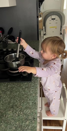 Ava and Victoria: Mom-Daughter Funny TikToks with Toddlers