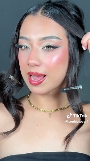Tutorial de peinado formal perfecto para graduación
