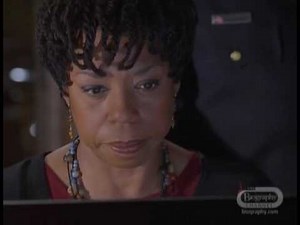 The District s01e13 Vigilante