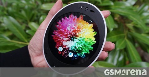 Kickstarter: The Cyrcle Phone 2.0 has a round screen, two headphone jacks and two USB ports