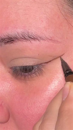 Easy and quick makeup tut💙🤎🍪 #makeuptutorial