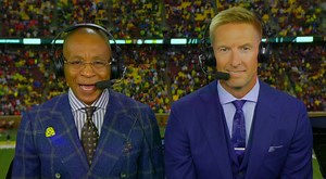 Fox College Football Analyst Gus Johnson Goes Viral With Bizarre Commentary During Ohio State-Minnesota Game