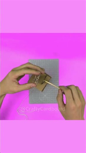 🛗🔥 This Cardboard ELEVATOR Actually WORKS! 😲✨| Crafty Cardboard