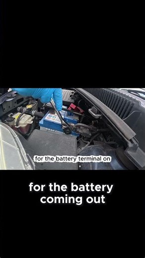 How to Safely Disconnect & Remove a Car Battery