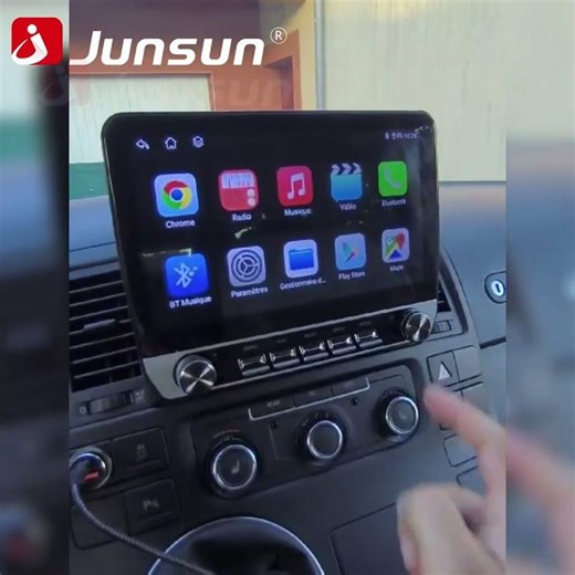 Junsun 10.1 Inch Wireless CarPlay & Android Auto Car Radio with Physical Buttons for VW Multivan T5