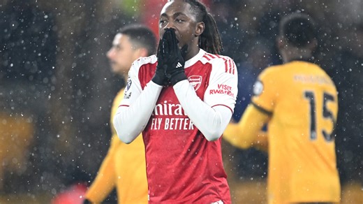Wolves 2-2 Arsenal: Gunners collapse late as title lead starts slipping away