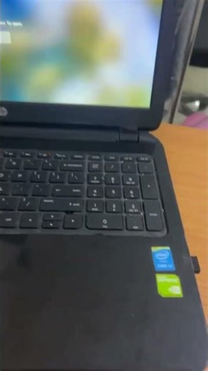 This HP laptop is faster than you think 😳 #laptop #computer #tech #windows #smartphone
