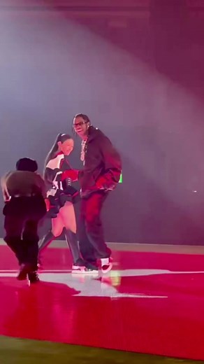 Travis Scottが、Awichのスペシャルライブに登場！ Nikeの「JORDAN BRAND」が一夜限りのイベント『Jordan Center Court』を両国国技館で開催。 #TravisScott #トラヴィススコット #Awich #Nike #ナイキ #JORDANBRAND #JordanCenterCourt #両国国技館 #niketokyo @travisscott @awich098 @Jordan