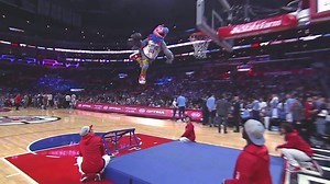 2.8M views · 962 reactions | 藍 Catch the crazy, high-flying NBA Mascots throw it ⬇️ for #NBADunkWeek! Which was your favorite? | NBA | Facebook