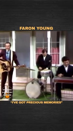 🎶 “Some songs fade… but the memories stay golden.” ✨Faron Young’s “I’ve Got Precious Memories” takes you back to the moments that never truly leave your heart. 💿💭 #ClassicCountry #FaronYoung #PreciousMemories | Classic Country Nation