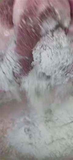 Dump laundry powder detergent and dish soap and very satisfying @SqueezeMeDontTeaseMe🧽 #TikTokCreatorSearchInsightsIncentive #laundrypaste #laundrypasteasmr #laundrypasteoverload #laundryliquidoverload🧚🧺😍