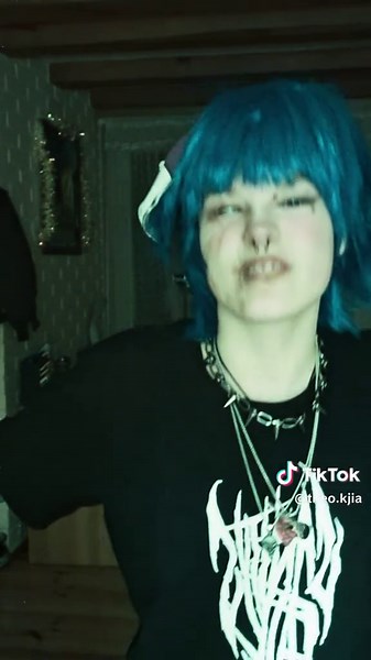 Sally Face Cosplay Showcase