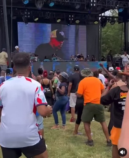 1.2K views · 235 reactions | So 2025 was my turn to play one of the earlier sets at the CFP. Decided to do a gospel house morning set.   by Lisa Calloway | Alan King | Facebook