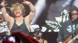 Sublime - Santeria live at Beachlife 0:36 groupie flash - YTboob