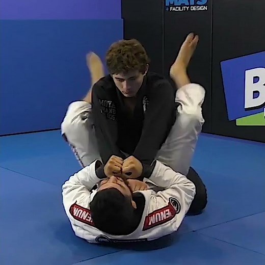 CLOSED GUARD DOUBLE ARMBAR - Renato Canuto