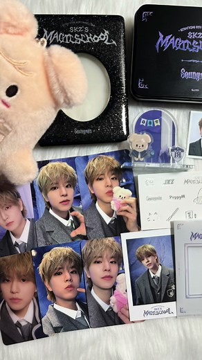 Unboxing Skz 4th Fanmeeting Magic School Merch!