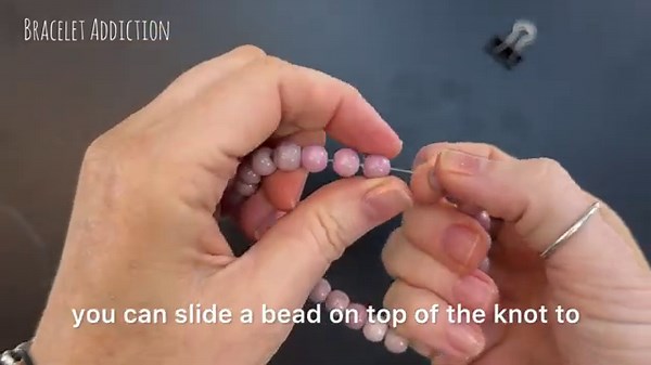 How to tie a bracelet! Beaded elastic bracelets - STRONG & SIMPLE!