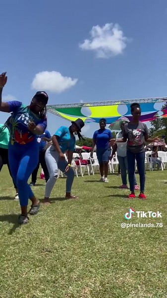 🌍💃🏽 Pinelands Creative Workshop hosted an interactive workshop at the Youth Village, teaching the African 🇧🇧✨ #CARIFESTA #PinelandsCreativeWorkshop #YouthVillage #africandance
