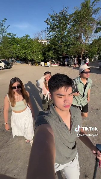 Color Coordinated Cebu Trip: Travel TikTok Trend