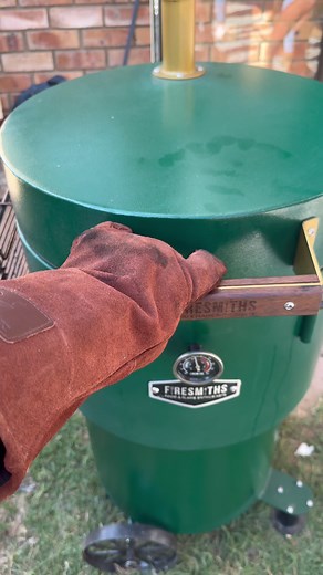 #MeatRanger 🔥Tomahawks🔥 Smoked reverse seared wagyu tomahawks. Best ever👌 #braai #bbq #grilling #huntersvleiwagyu #nampo2024 @Firesmiths_SA @SafariOutdoor