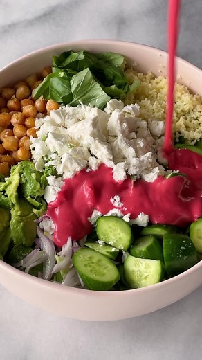 1.7K views · 51 reactions | Summer Salad Bowl With Raspberry Lemon Dressing #reels #food #recipes #salads | Carolina Gelen | Facebook