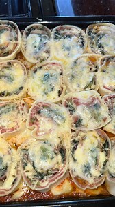 Hoy te mostramos como hacer rotolo con la abuela! Espero que les guste la receta 🔥🫶🏼 @mariateresa.lombardi.77 | valegaldon