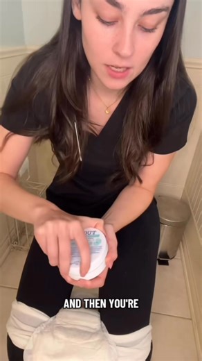 381K views · 4.9K reactions | How to go pee after you have a baby 櫓擄 From a labour & delivery nurse! #birth #postpartum #newmom #pregnant #laboranddeliverynurse | Nurse Sydney | Facebook