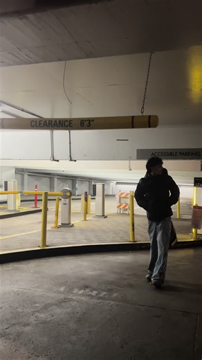 Silly Moments of a 6'5 Character