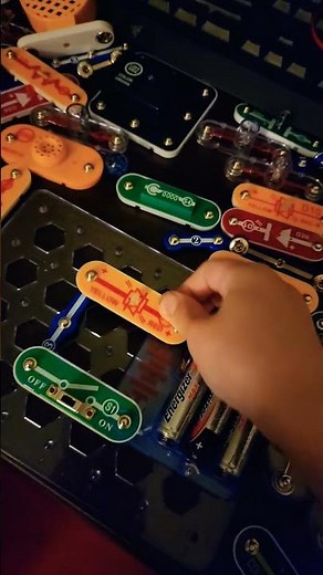 Snap circuits beginner projects 2 to 15